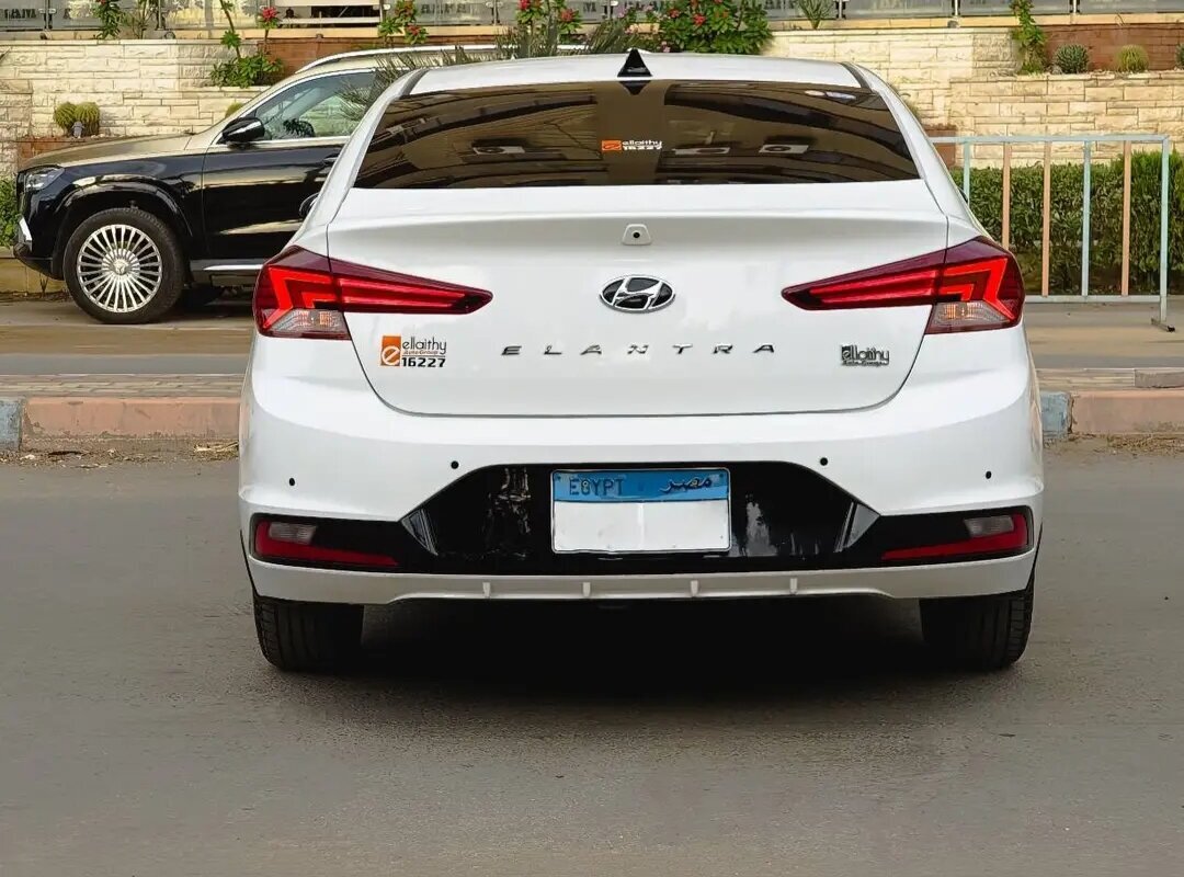 hyundai-elantra-2026-big-2
