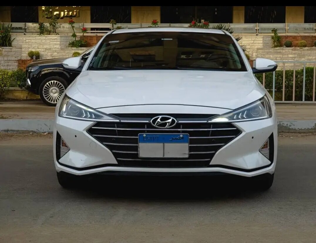 hyundai-elantra-2026-big-0